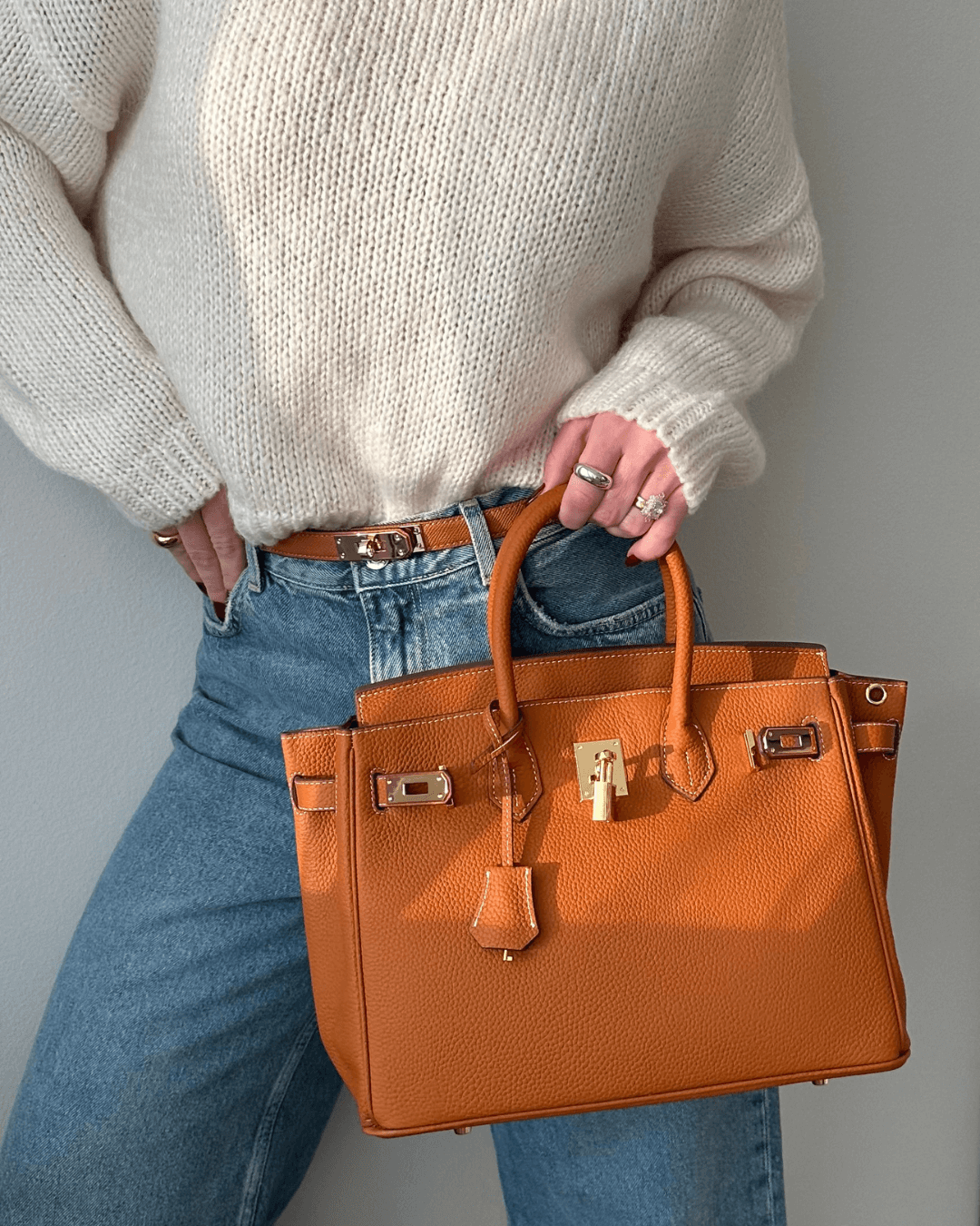 Bag - Sophisticated Leather Bag for Modern Elegance
